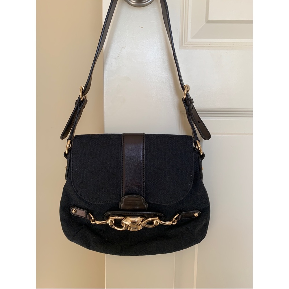 Gucci Signature Gold Link Buckle Purse (Black)